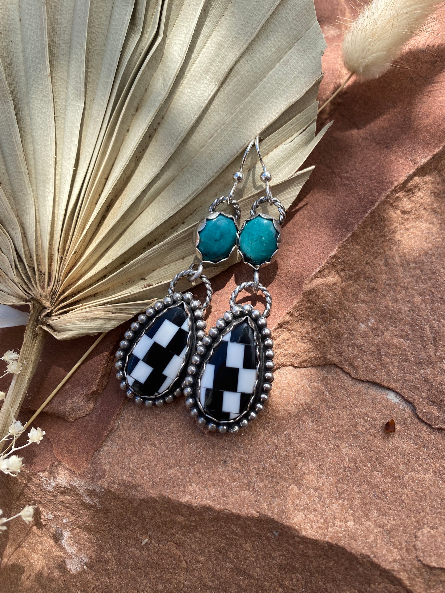 Retro Vibe Chunky Dangles